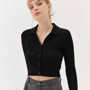 UO Skylar Ribbed Button-Front Cropped Sweater